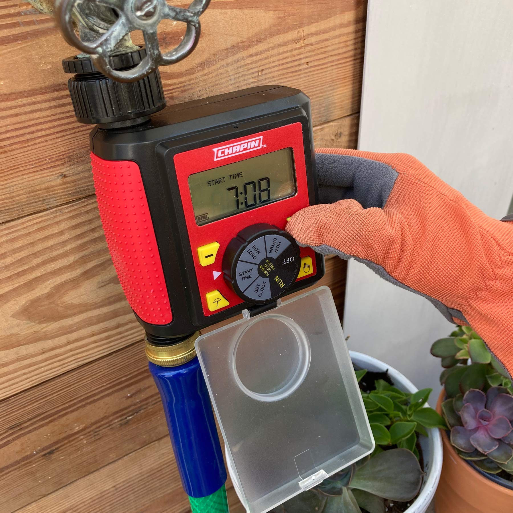 Chapin International 41002: Single Zone Water Timer with Digital Display, Water-Resistant Construction, Set Frequency, Duration and Time Delay, 1-Pack, Red/Black - Image 4